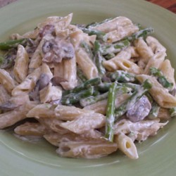 Creamy Asparagus-Chicken Bow-Ties