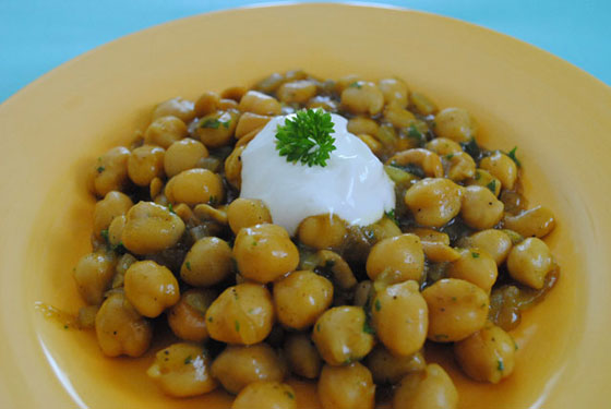 Chickpea Curry with Cashews