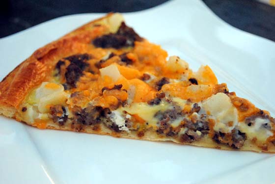 Breakfast Crescent Pizza