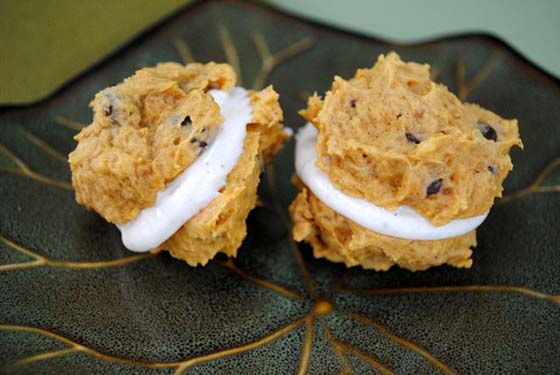 Pumpkin Chocolate Chip Sandwiches