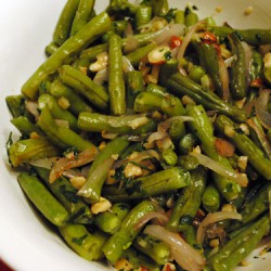 Garlic-Roasted Green Beans and Shallots with Hazelnuts