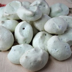 Mint Chocolate Chip Meringues