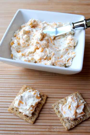 Cheddar Ranch Cheese Spread