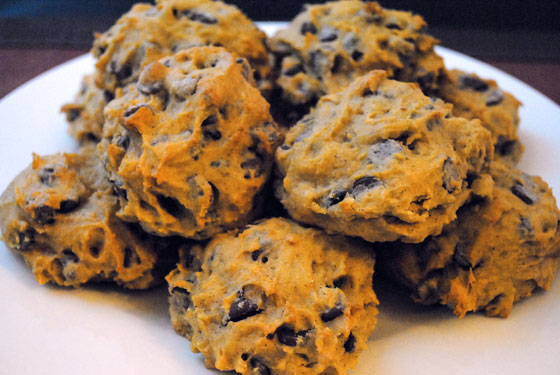 Oreo-stuffed Pumpkin Chocolate Chip Cookies