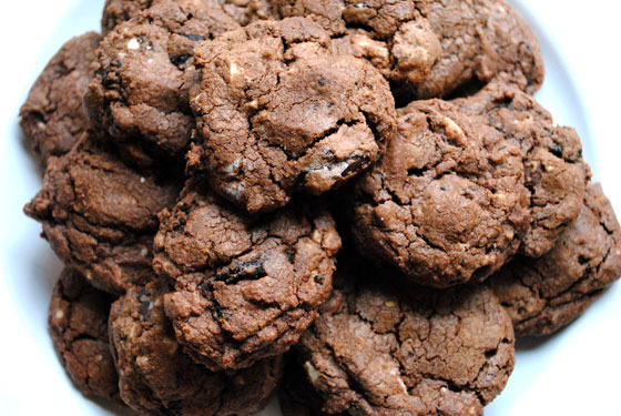 Triple Chocolate Oreo Chunk Cookies