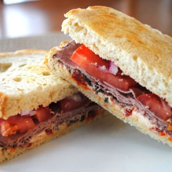 Roast Beef Sandwich with Sun-Dried Tomato Spread