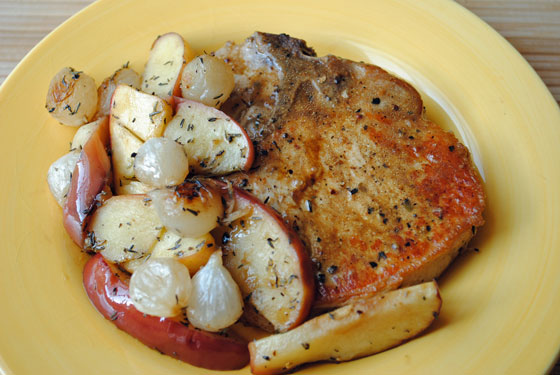 Pork Chops with Roasted Apples & Onion