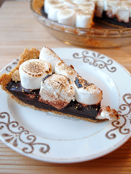 No-Bake S'mores Pie Slice by So, How's It Taste? www.leah-claire.com