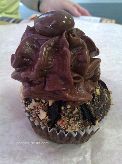 Chocolate Almond Cupcake on So, How's It Taste? www.leah-claire.com