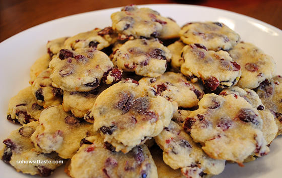 Vanilla Orange Cranberry Cookies | So, How's It Taste?