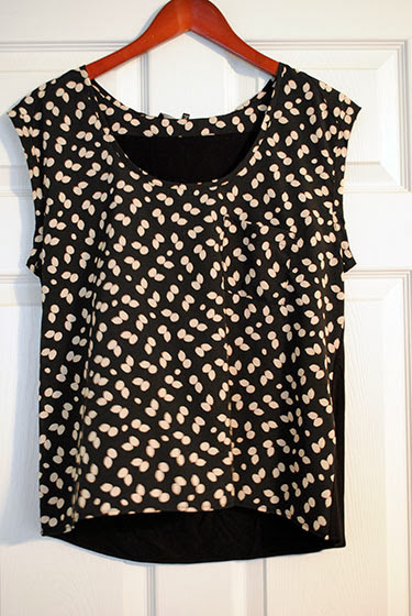 19 Cooper Hilarie Petal Print Cap Sleeve Blouse